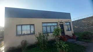 CLAIR WOOD 2 METER SQUARE COMMERCIAL PROPERTY