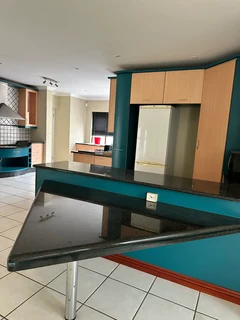 Kitchen cabinets, granite tops &amp; appliances