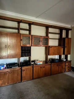 Wall unit