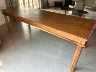 Dinning table