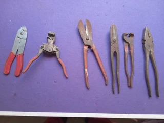 Garage clearance items for sale as one lot.Metaltool box container all the items picture