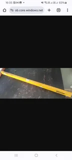 Yellow Artisan spirit level 1 metre long in good condition