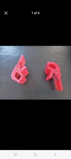 Lots of strong holding plastic spring clips .Very suitable for various uses such as woodworking