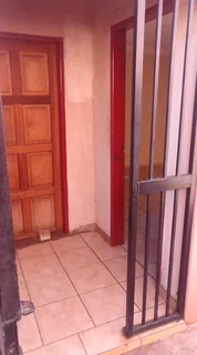 ROOMS TO RENT IMMEDIATELY IN SOWETO