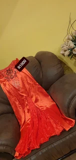 Pre loved Eastern Wear garments and Jewelry for Sale