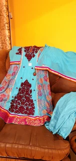 Pre loved Eastern Wear garments and Jewelry for Sale