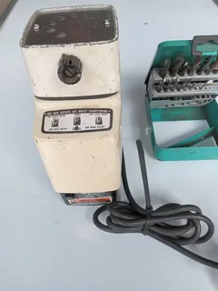 Good quality vintage Black Decker drill bit sharpener complete with set of fully resharpened bits