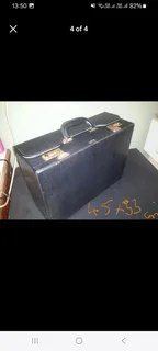 large leather briefcase for lawyer doctor or learner etc in excellent