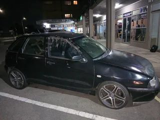 VW Polo Playa Hatchback for quick sale - R30 000 negotiable