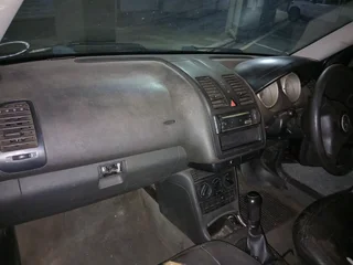 VW Polo Playa Hatchback for quick sale - R30 000 negotiable