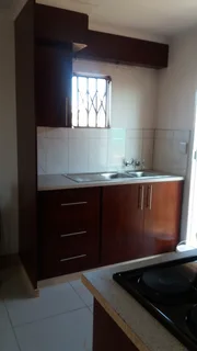 2 Bedroom house available for rental from 01/12/2025 at Rosslyn Gardens