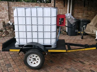 1000L DIESEL BOWSER ON TRAILER