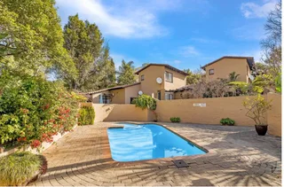 Neat Room Available In Sandton-females Only