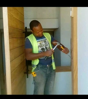 Carpenter  available for u