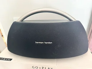 Harmon Kardon Bluetooth speaker
