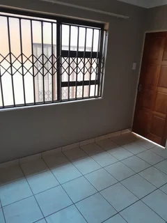 Accommodation - Ad posted by Mogale Kgapane