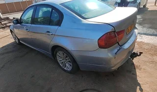 Bmw 320i e90 n46 stripping for spares