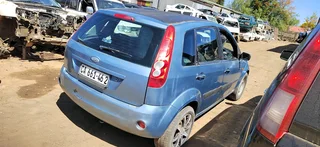 Ford Fiesta 1.4i duratech complete running car stripping for spares