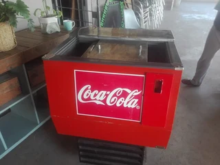 Coca-Cola chest cooler / Fridge