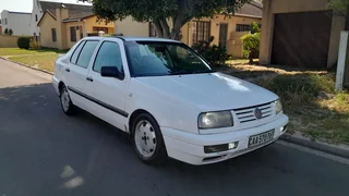 VOLKSWAGEN JETTA 3 CSL 1.6i VERY GOOD CONDITION
