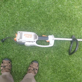 Bush cutter Stihl FSE 81 edge trimmer 1000W