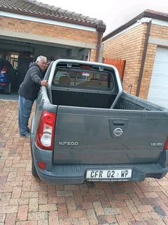 Utility bakkie roller sport bar