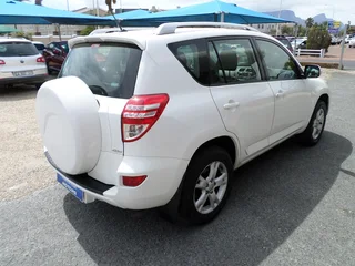 2010 Toyota RAV-4 2.0 GX AWD SUV