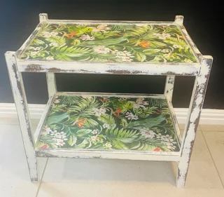 Tea trolley display unit