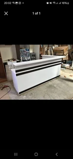 Stylish Bar Counters Available"