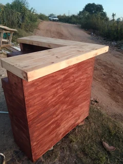 Design your ideal wooden shop counter: styles & prices