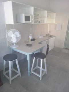 Strand, Helderberg  C T : One bedroom fully furnished  garden flat  on daily basis :