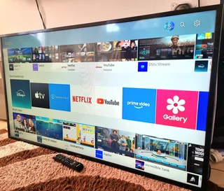 New Model Samsung 42 inch Smart Tv