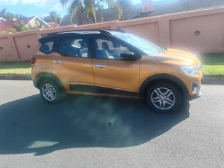 2024 Renault Triber SUV