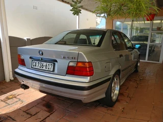 E36 323i Manual