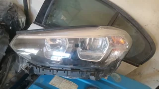 2018 BMW X3 left side headlight