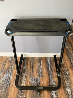 Height adjustable standing work desk