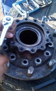 Broken bolt removal, stripped thread repair, gloplugs, sumpplugs, sparkplugs, helicoils and inserts.