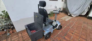 Mobility scooter