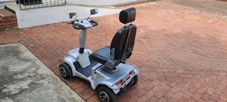 Mobility scooter