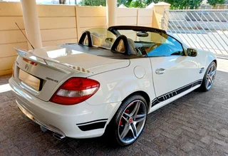 Showpiece ! Immaculate ! Mercedes-Benz 350 SLK Convertable