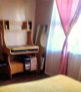 Room - Ad posted by Ivy Rex