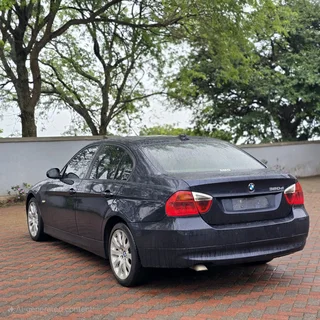 2007 BMW 320d E90 - 6 Speed Manual