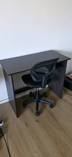 Office desk and chair