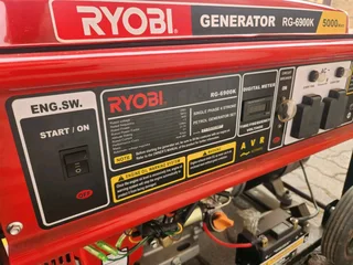 Ryobi generator RG 6900K 5000 watt - like new