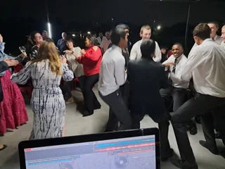 Dj Warren Peters (mobile Dj Services)