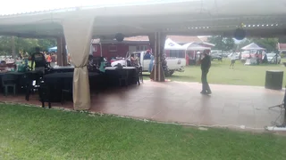 DJ WARREN PETERS (MOBILE DJ SERVICES)