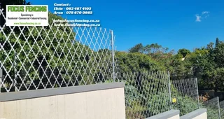 FENCING MATERIALS - GALVANIZED DIAMOND RAZOR MESH - FOR SALE