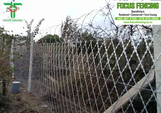 FENCING MATERIALS - GALVANIZED DIAMOND RAZOR MESH &amp; CLEARVIEW PANELS - FOR SALE