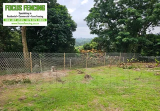 FENCING MATERIALS - GALVANIZED DIAMOND RAZOR MESH &amp; CLEARVIEW PANELS - FOR SALE