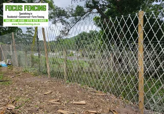 FENCING MATERIALS - GALVANIZED DIAMOND RAZOR MESH &amp; CLEARVIEW PANELS - FOR SALE